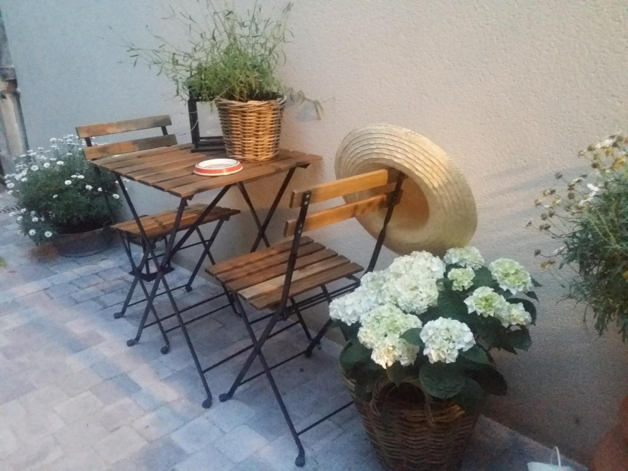 Les Appartements De Champagne Reims Exterior foto